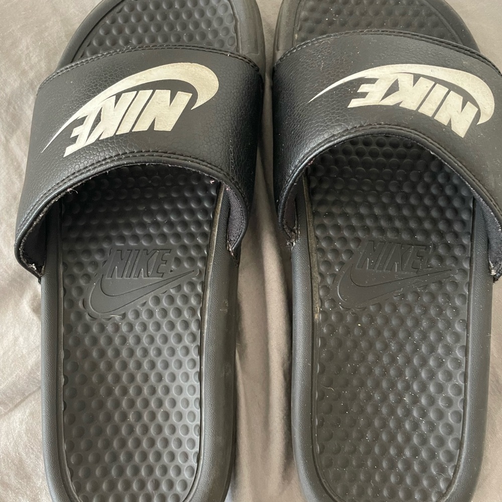 nike slides